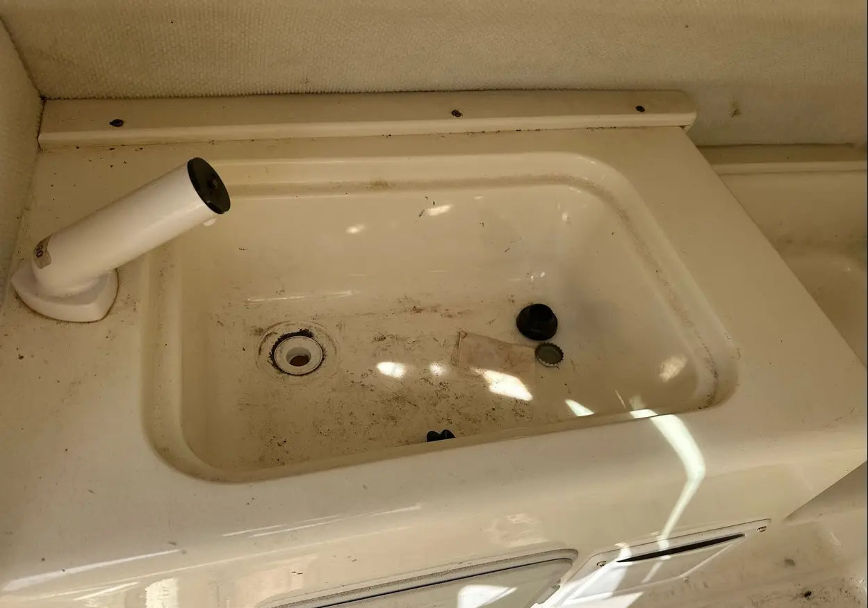 2006 Glastron DX235 boat For Sale | Low Hours | Buy Now