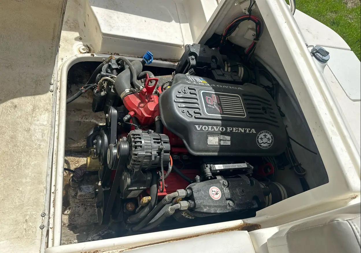2006 Glastron DX235 boat For Sale | Low Hours | Buy Now