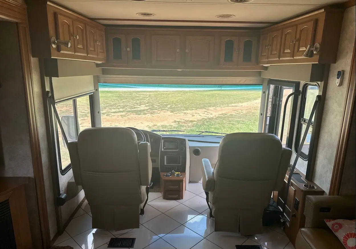 2012 Winnebago Journey RV For Sale | Low Miles | Live Auction