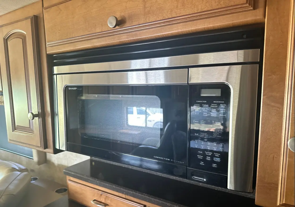 2012 Winnebago Journey RV For Sale | Low Miles | Live Auction