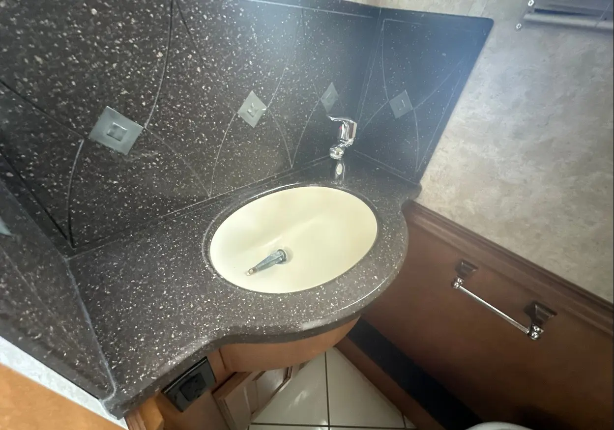 2012 Winnebago Journey RV For Sale | Low Miles | Live Auction