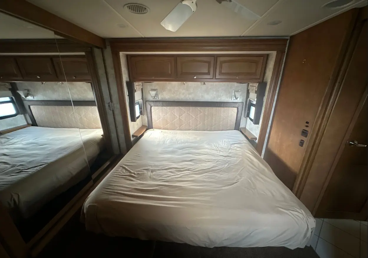 2012 Winnebago Journey RV For Sale | Low Miles | Live Auction