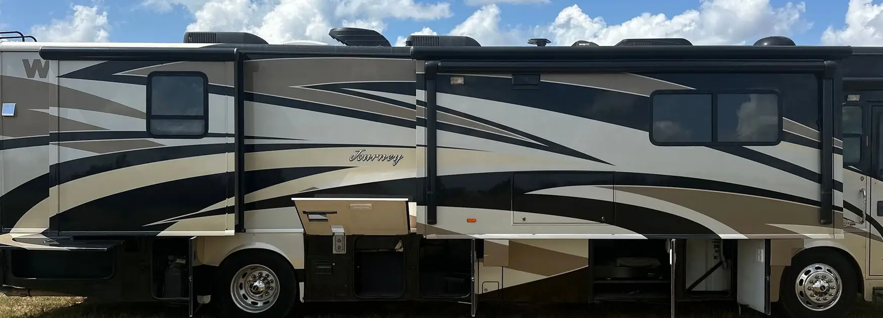 2012 Winnebago Journey RV For Sale | Low Miles | Live Auction
