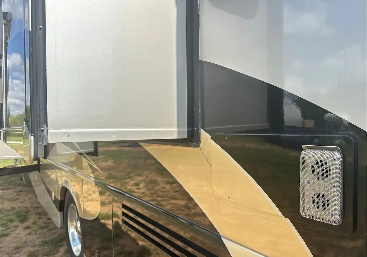 2012 Winnebago Journey RV For Sale | Low Miles | Live Auction