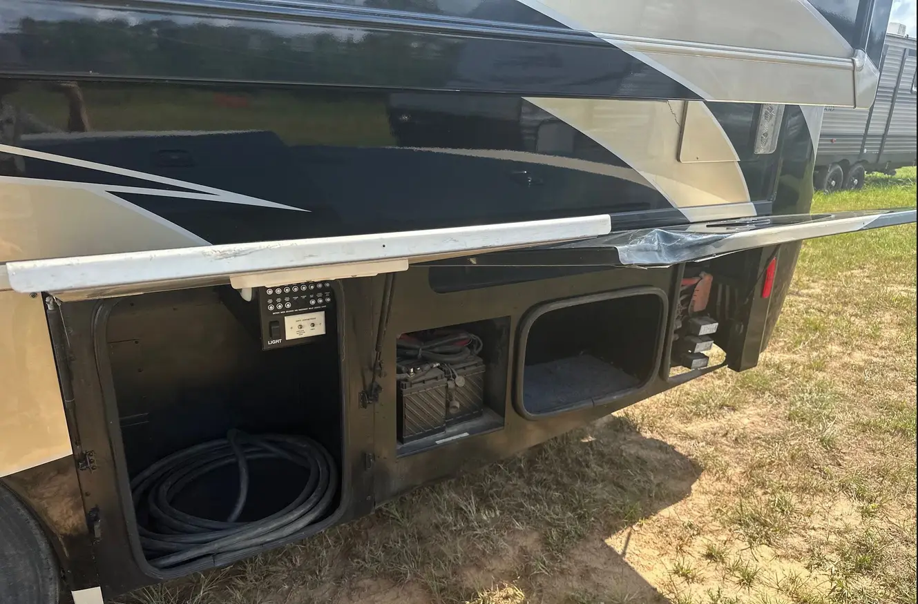 2012 Winnebago Journey RV For Sale | Low Miles | Live Auction