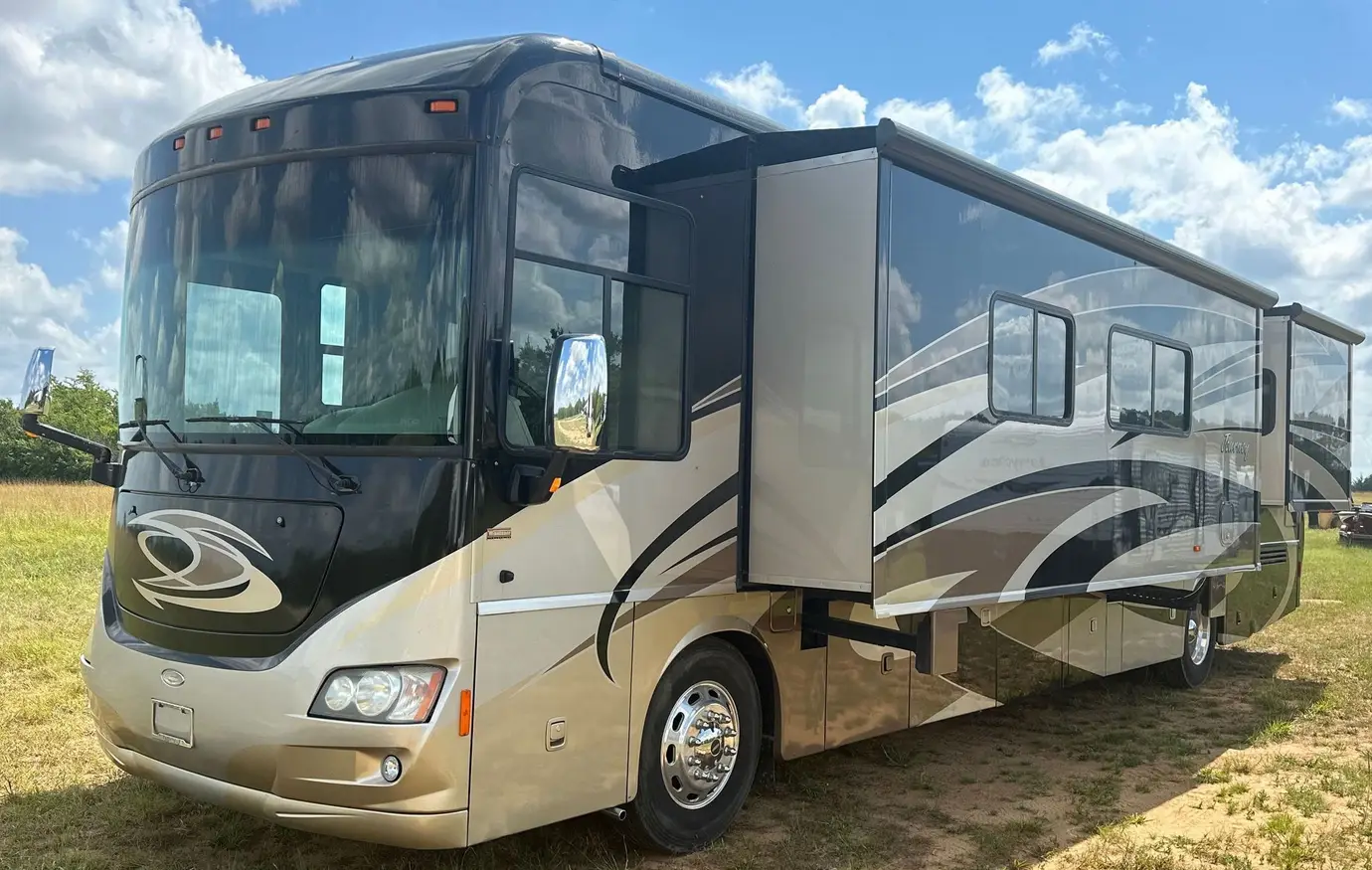 2012 Winnebago Journey RV For Sale | Low Miles | Live Auction