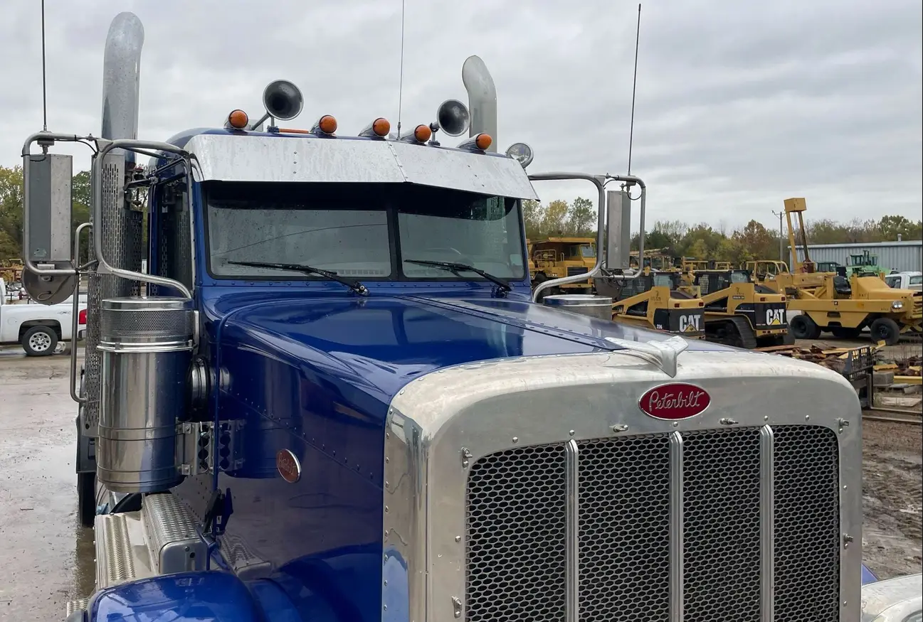 2013 Peterbilt 388 semi Truck For Sale | Low Miles | Live Auction