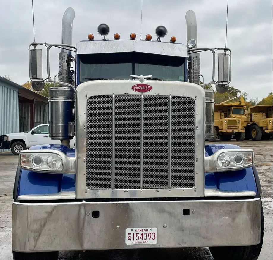 2013 Peterbilt 388 semi Truck For Sale | Low Miles | Live Auction