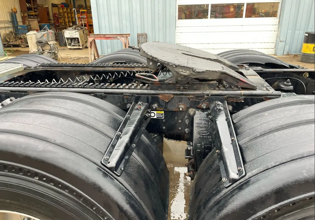 2013 Peterbilt 388 semi Truck For Sale | Low Miles | Live Auction