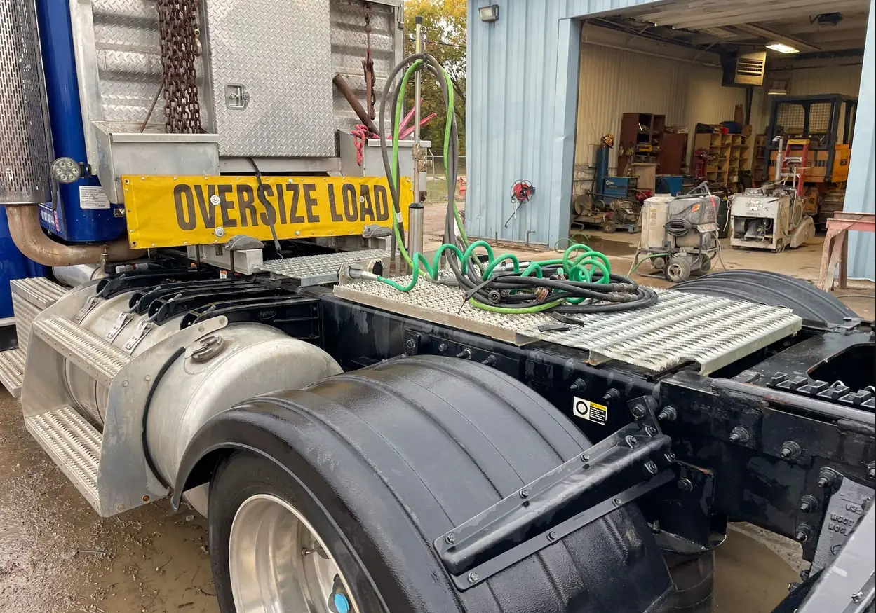 2013 Peterbilt 388 semi Truck For Sale | Low Miles | Live Auction
