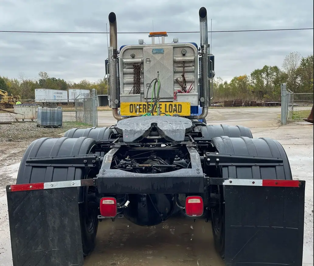 2013 Peterbilt 388 semi Truck For Sale | Low Miles | Live Auction