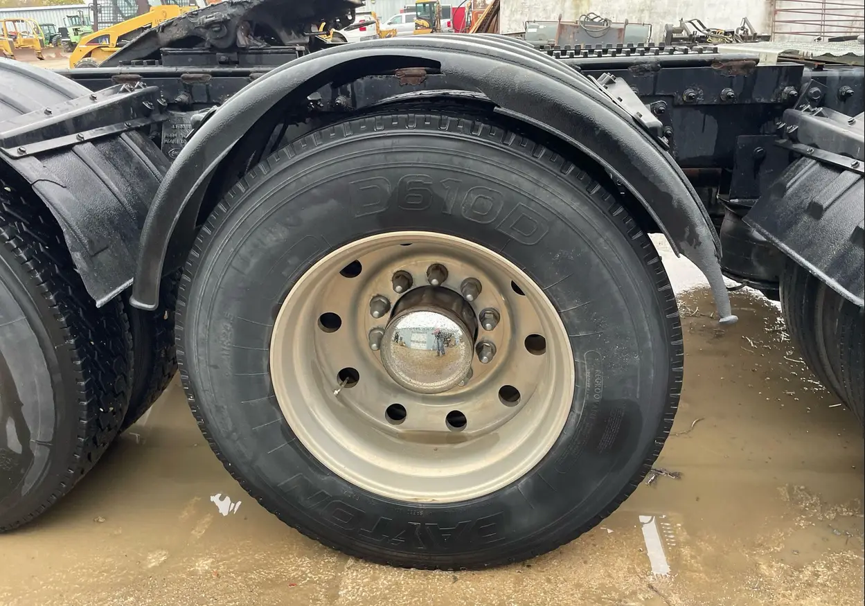 2013 Peterbilt 388 semi Truck For Sale | Low Miles | Live Auction