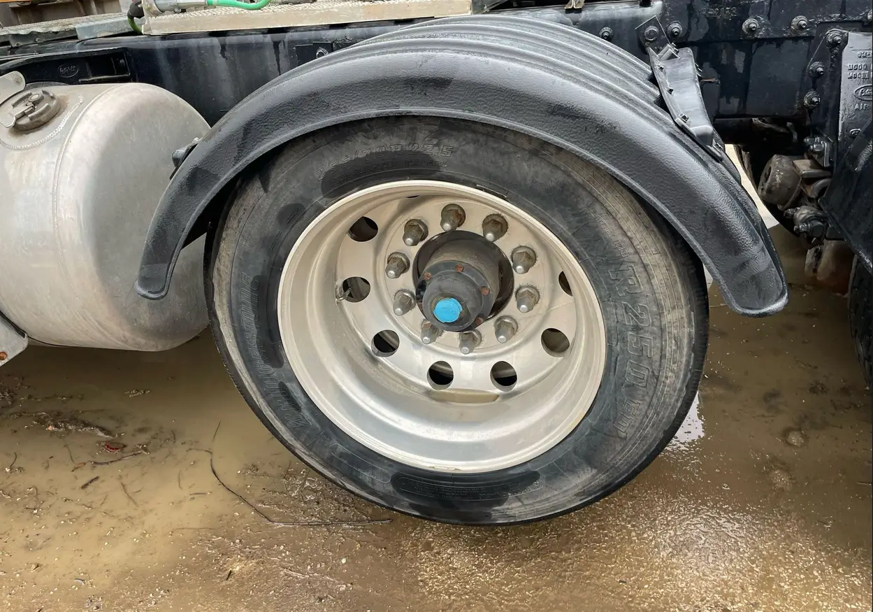 2013 Peterbilt 388 semi Truck For Sale | Low Miles | Live Auction
