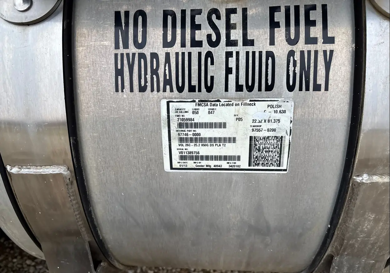 2014 Mack Titan TD713 semi Truck For Sale | Low Miles | Live Auction