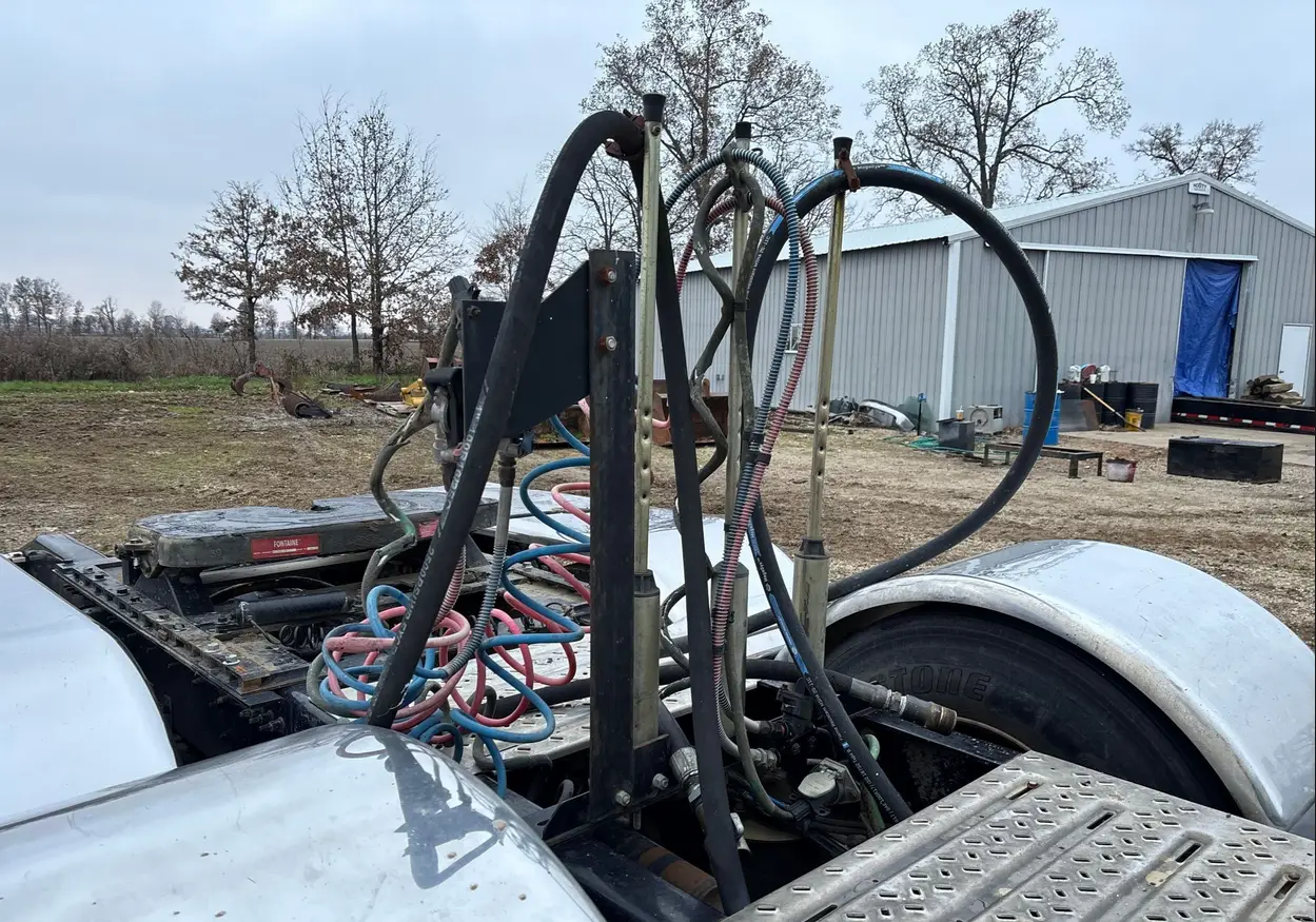 2014 Mack Titan TD713 semi Truck For Sale | Low Miles | Live Auction