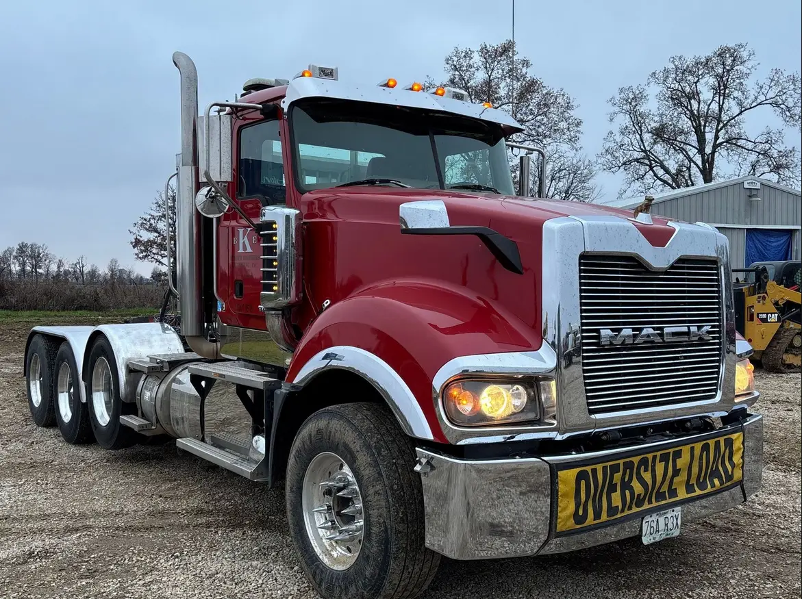 2014 Mack Titan TD713 semi Truck For Sale | Low Miles | Live Auction