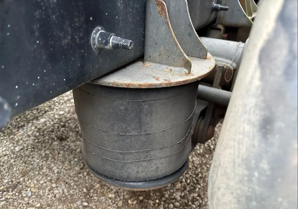 2014 Mack Titan TD713 semi Truck For Sale | Low Miles | Live Auction