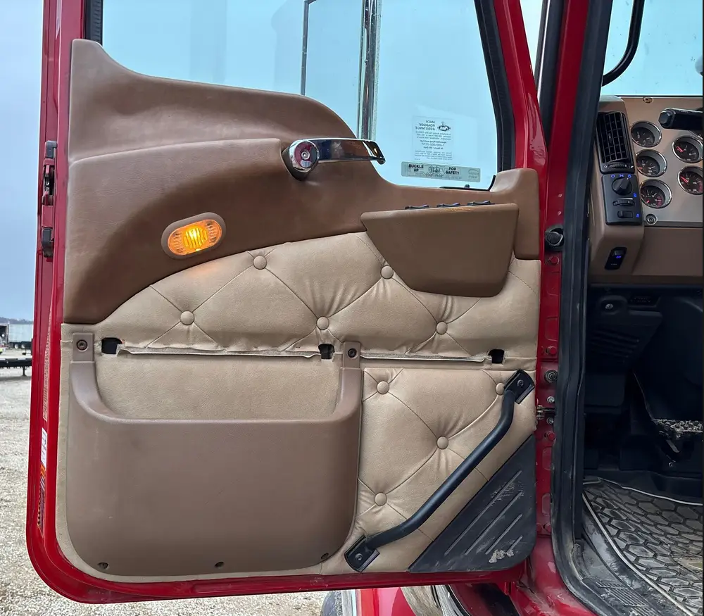 2014 Mack Titan TD713 semi Truck For Sale | Low Miles | Live Auction