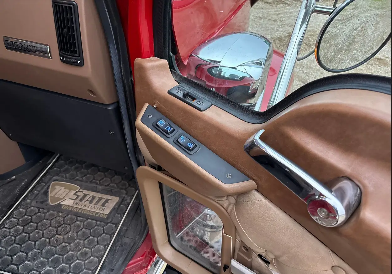 2014 Mack Titan TD713 semi Truck For Sale | Low Miles | Live Auction