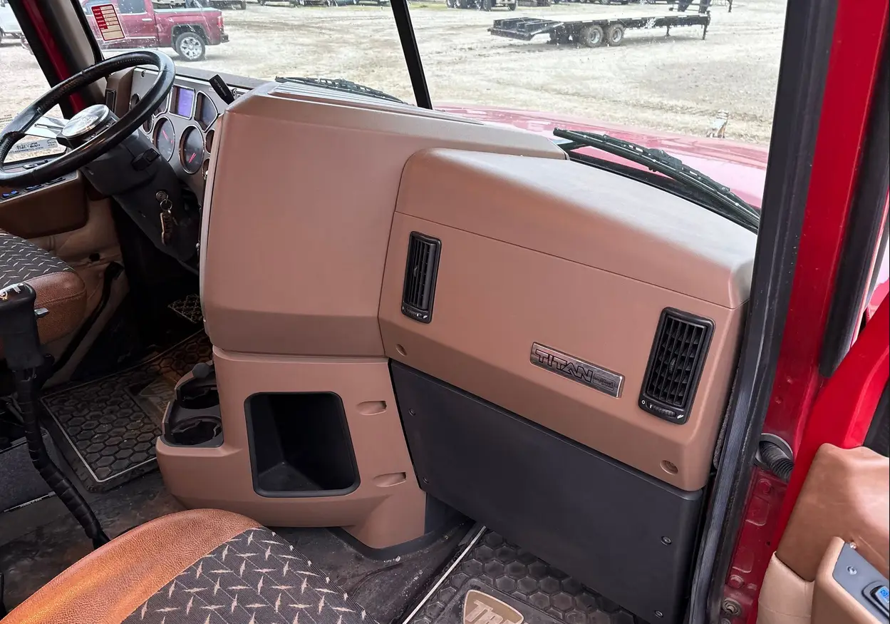 2014 Mack Titan TD713 semi Truck For Sale | Low Miles | Live Auction