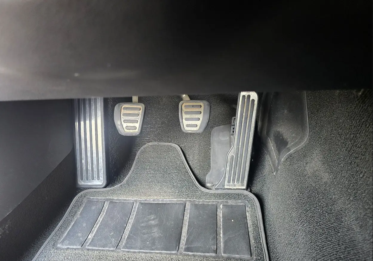 2016 Chevrolet Corvette Stingray For Sale | Low Miles | Live Auction