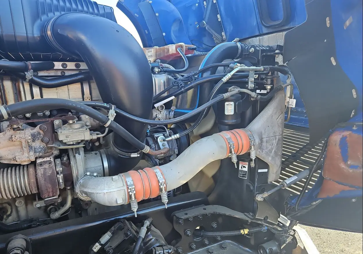 2016 Freightliner Coronado 122SD dump Truck For Sale | Low Miles | Live Auction
