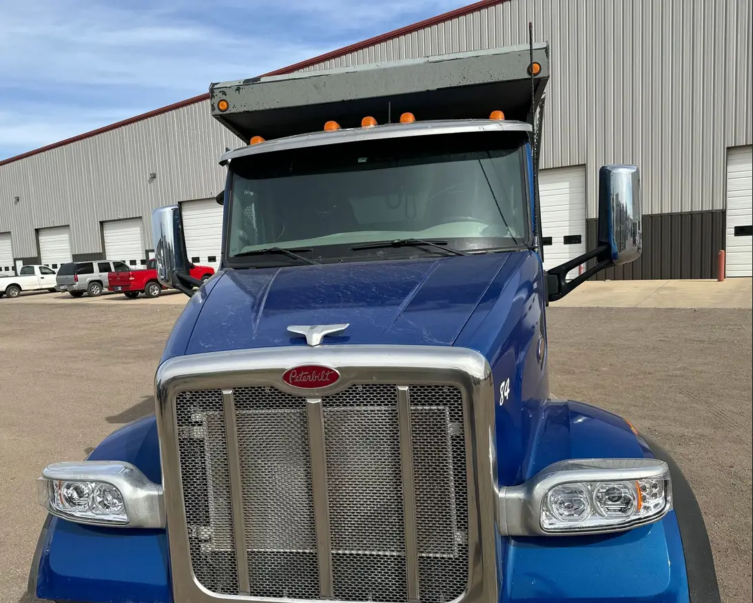 2018 Peterbilt 567 dump Truck For Sale | Low Miles | Live Auction