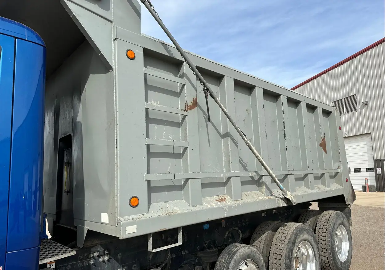 2018 Peterbilt 567 dump Truck For Sale | Low Miles | Live Auction
