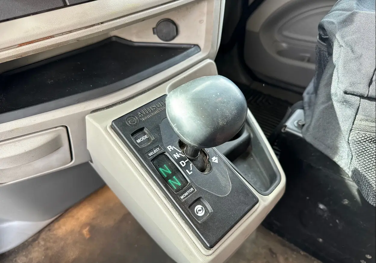 2018 Peterbilt 567 dump Truck For Sale | Low Miles | Live Auction
