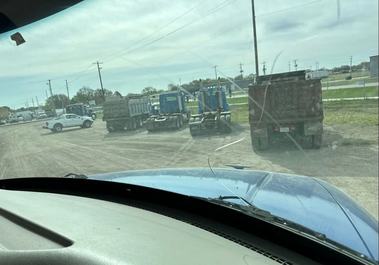 2018 Peterbilt 567 dump Truck For Sale | Low Miles | Live Auction