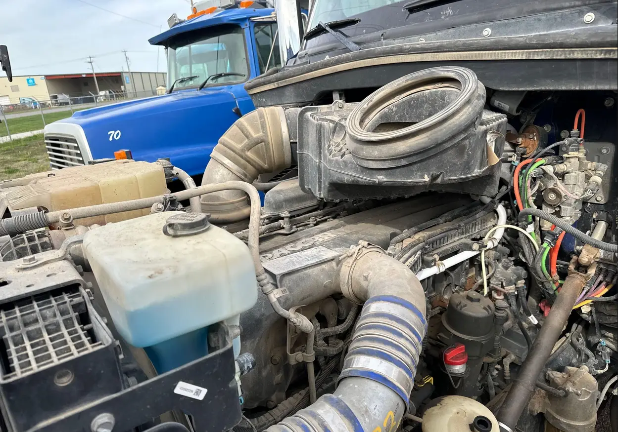2018 Peterbilt 567 dump Truck For Sale | Low Miles | Live Auction