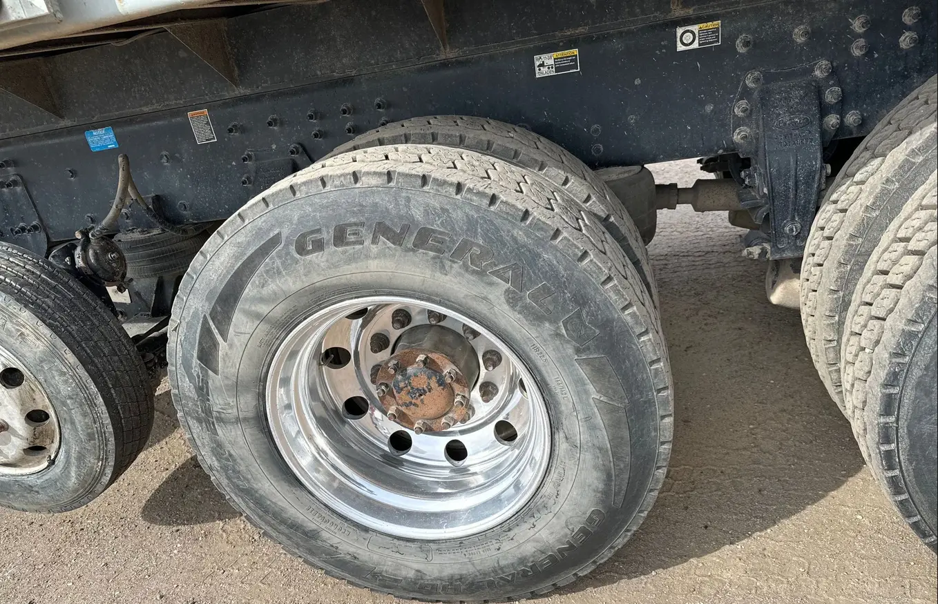 2018 Peterbilt 567 dump Truck For Sale | Low Miles | Live Auction
