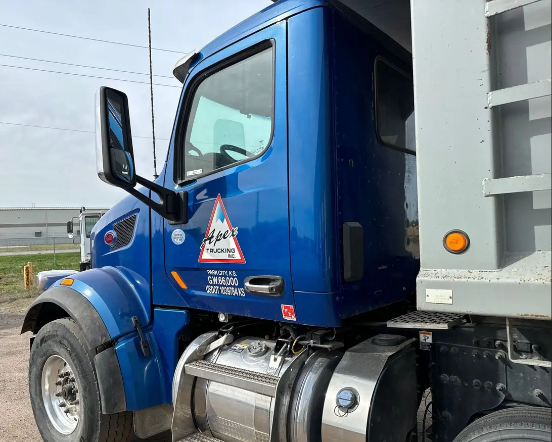 2018 Peterbilt 567 dump Truck For Sale | Low Miles | Live Auction