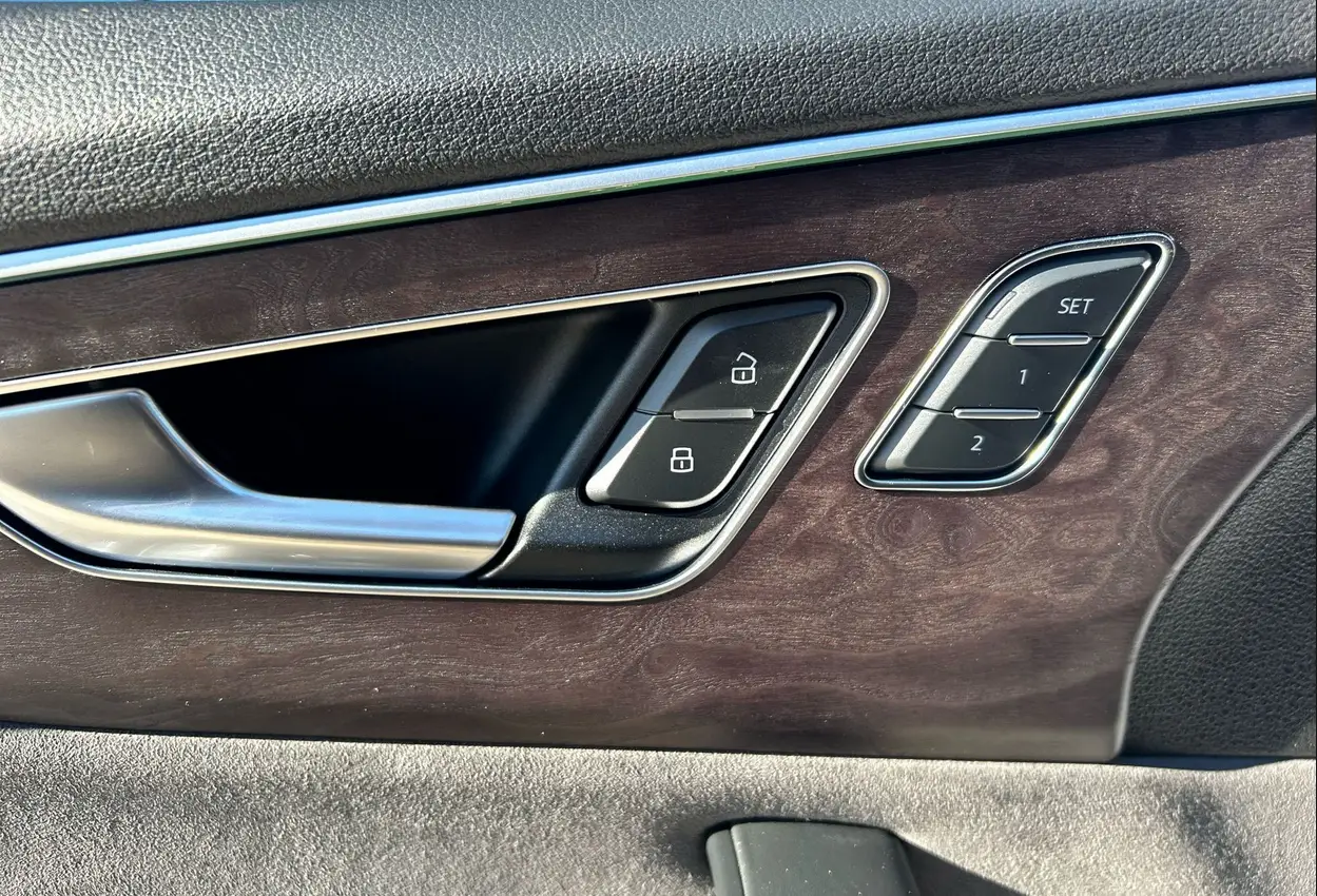 2019 Audi Q8 Quattro Prestige SUV For Sale | Low Miles | Live Auction