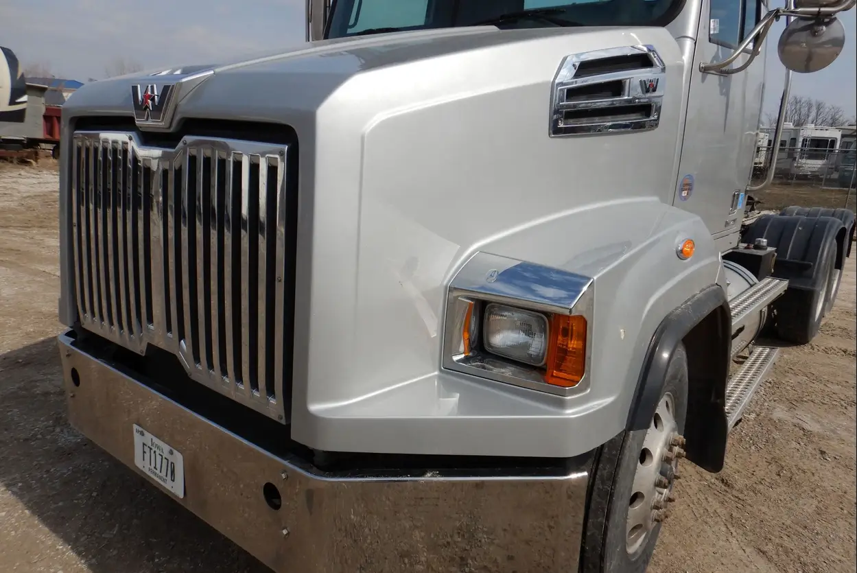 2020 Western Star 4700SB semi Truck For Sale | Low Miles | Live Auction