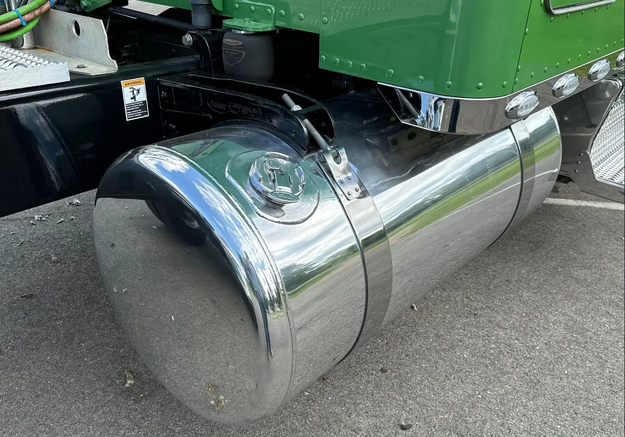 2021 Peterbilt 389 semi Truck For Sale | Low Miles | Live Auction