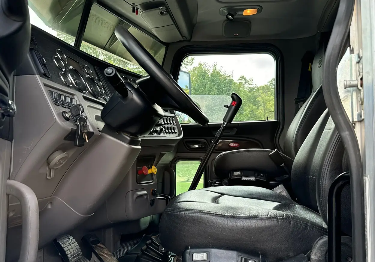 2021 Peterbilt 389 semi Truck For Sale | Low Miles | Live Auction