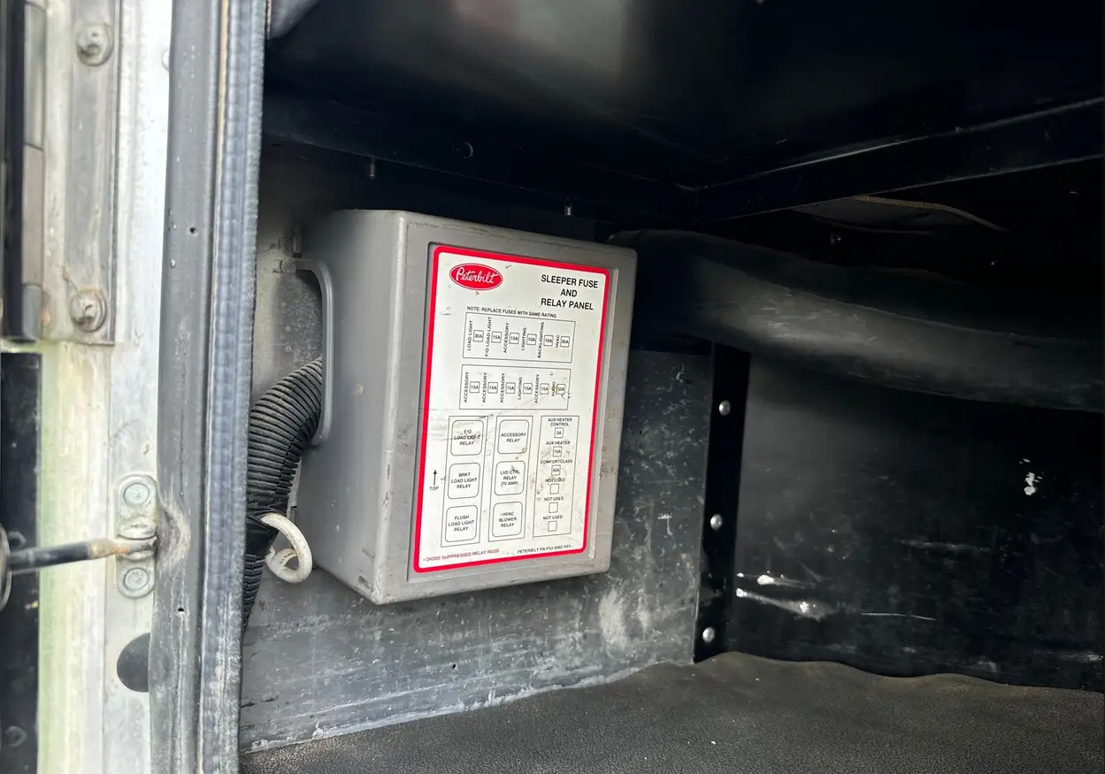 2021 Peterbilt 389 semi Truck For Sale | Low Miles | Live Auction