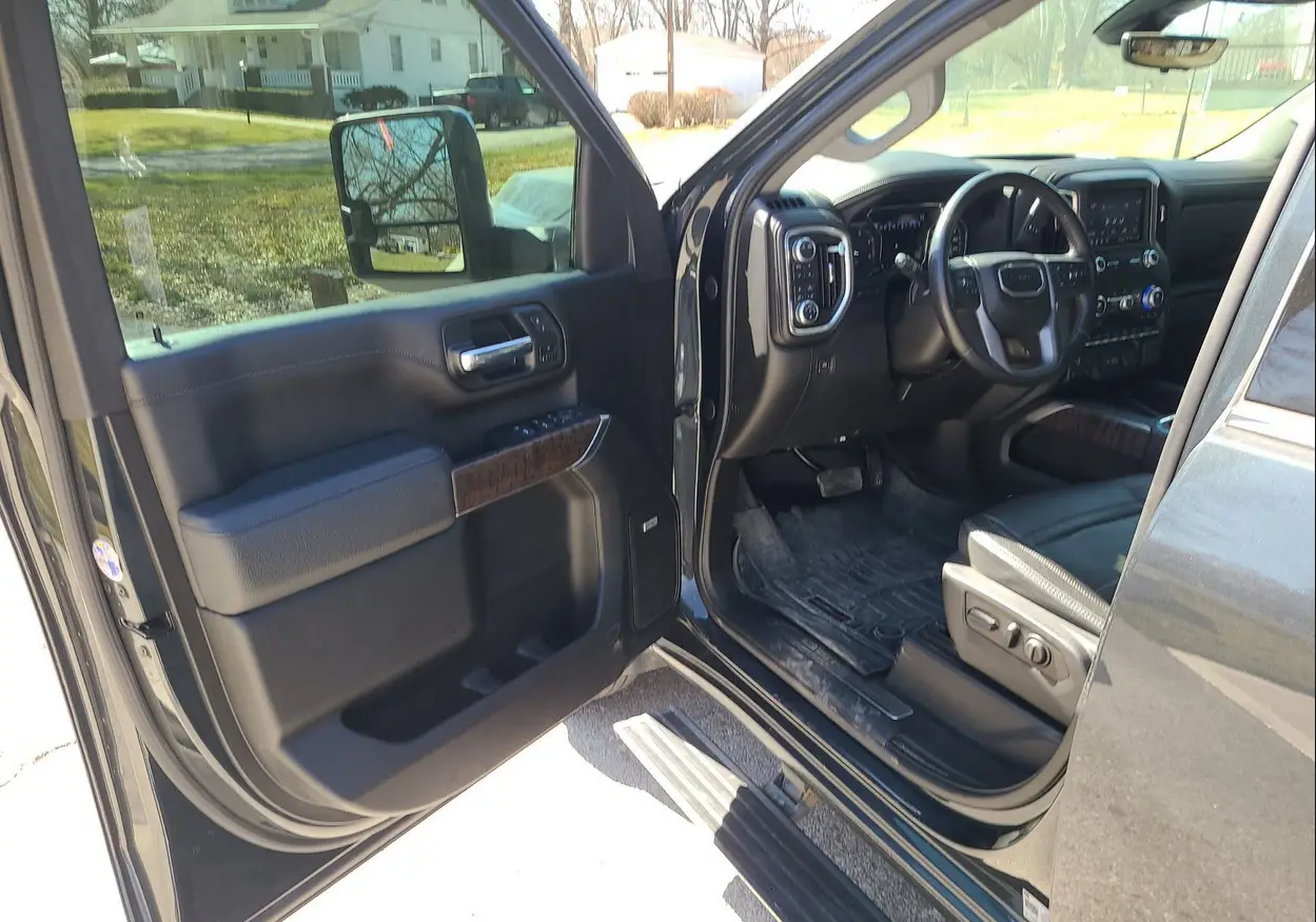 2022 GMC Sierra 3500HD Denali For Sale | Low Miles | Live Auction