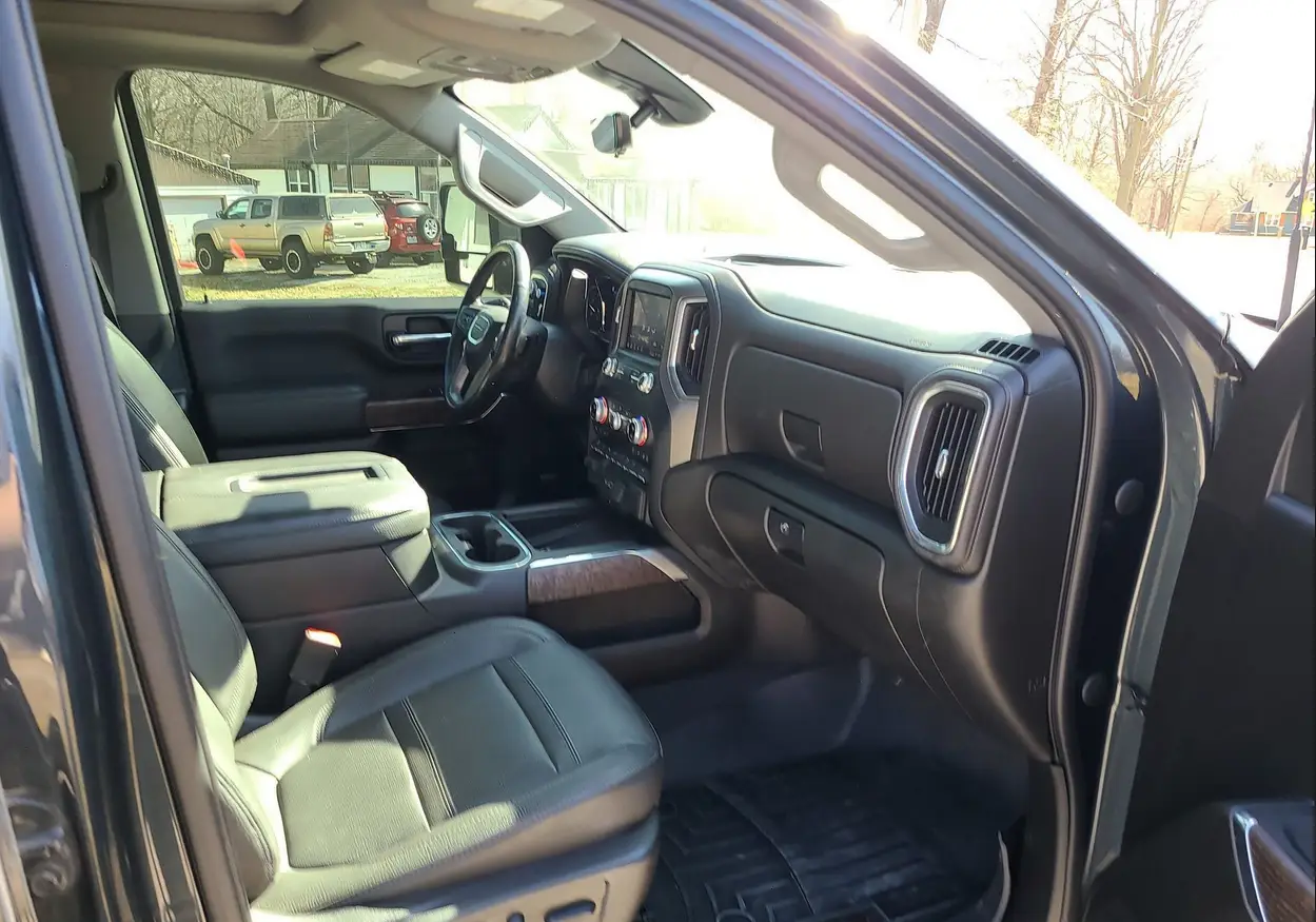 2022 GMC Sierra 3500HD Denali For Sale | Low Miles | Live Auction