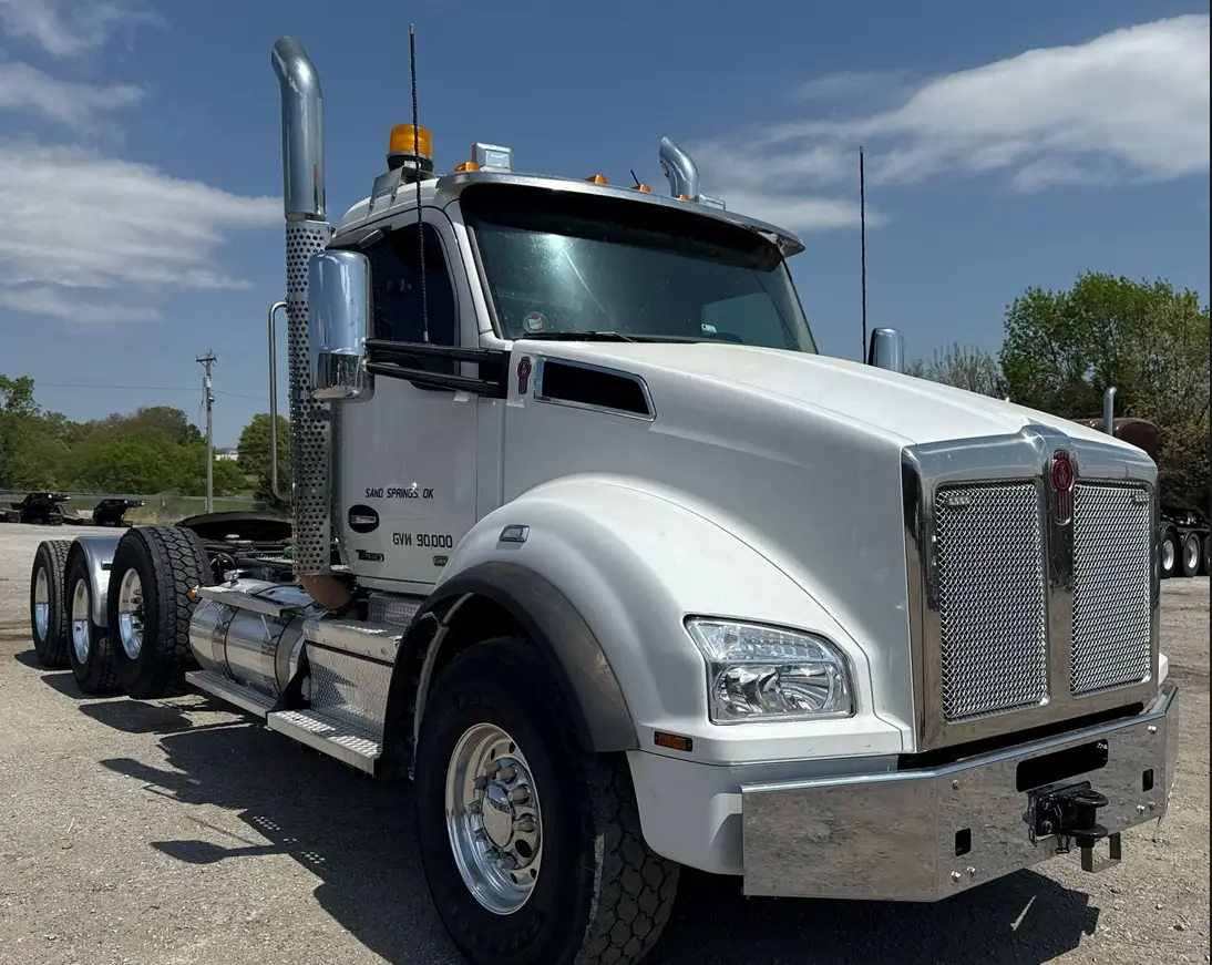 2022 Kenworth T880 semi Truck For Sale | Low Miles | Live Auction
