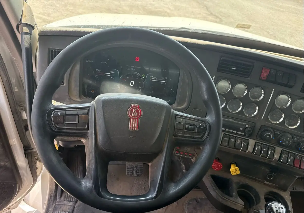 2022 Kenworth T880 semi Truck For Sale | Low Miles | Live Auction