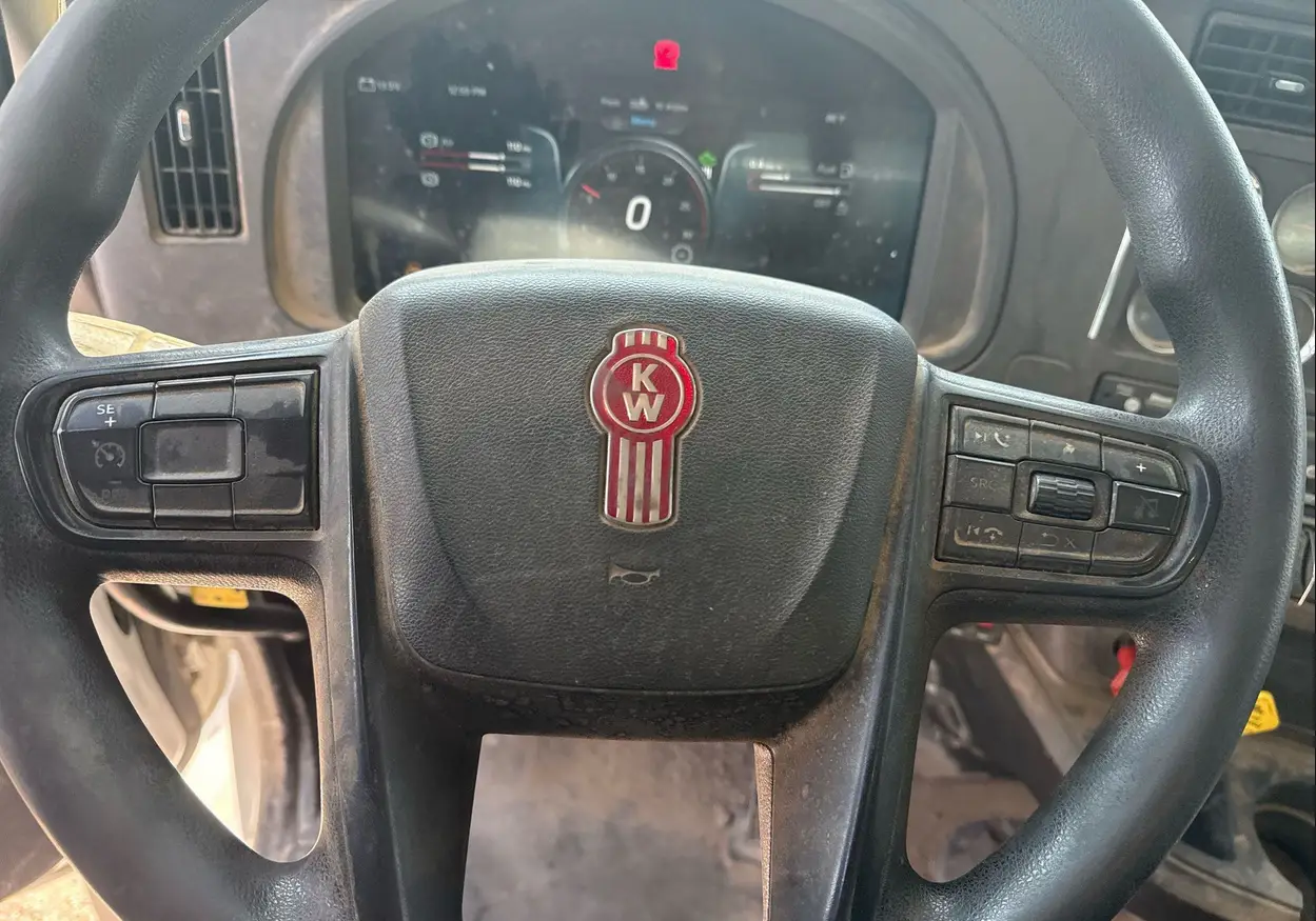 2022 Kenworth T880 semi Truck For Sale | Low Miles | Live Auction