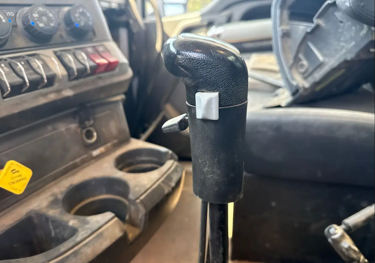 2022 Kenworth T880 semi Truck For Sale | Low Miles | Live Auction