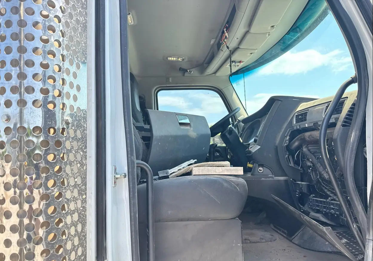 2022 Kenworth T880 semi Truck For Sale | Low Miles | Live Auction