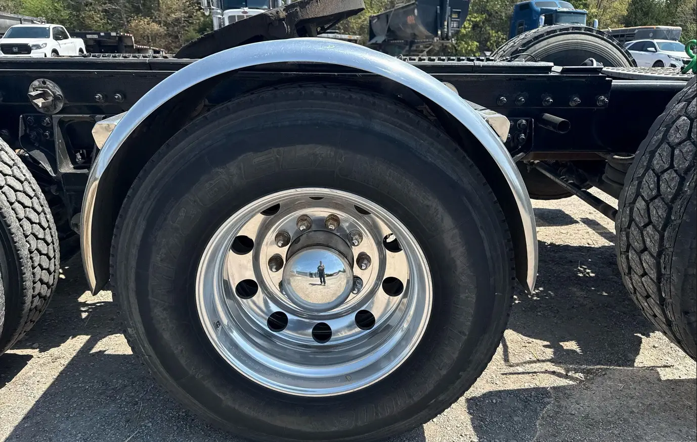 2022 Kenworth T880 semi Truck For Sale | Low Miles | Live Auction