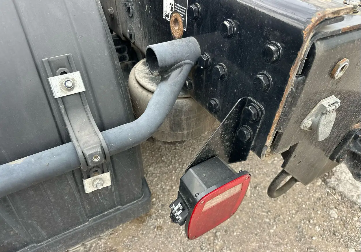 2022 Peterbilt 389 semi Truck For Sale | Low Miles | Live Auction