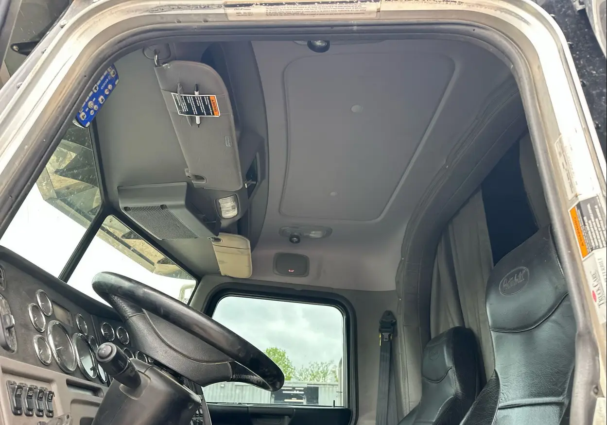 2022 Peterbilt 389 semi Truck For Sale | Low Miles | Live Auction