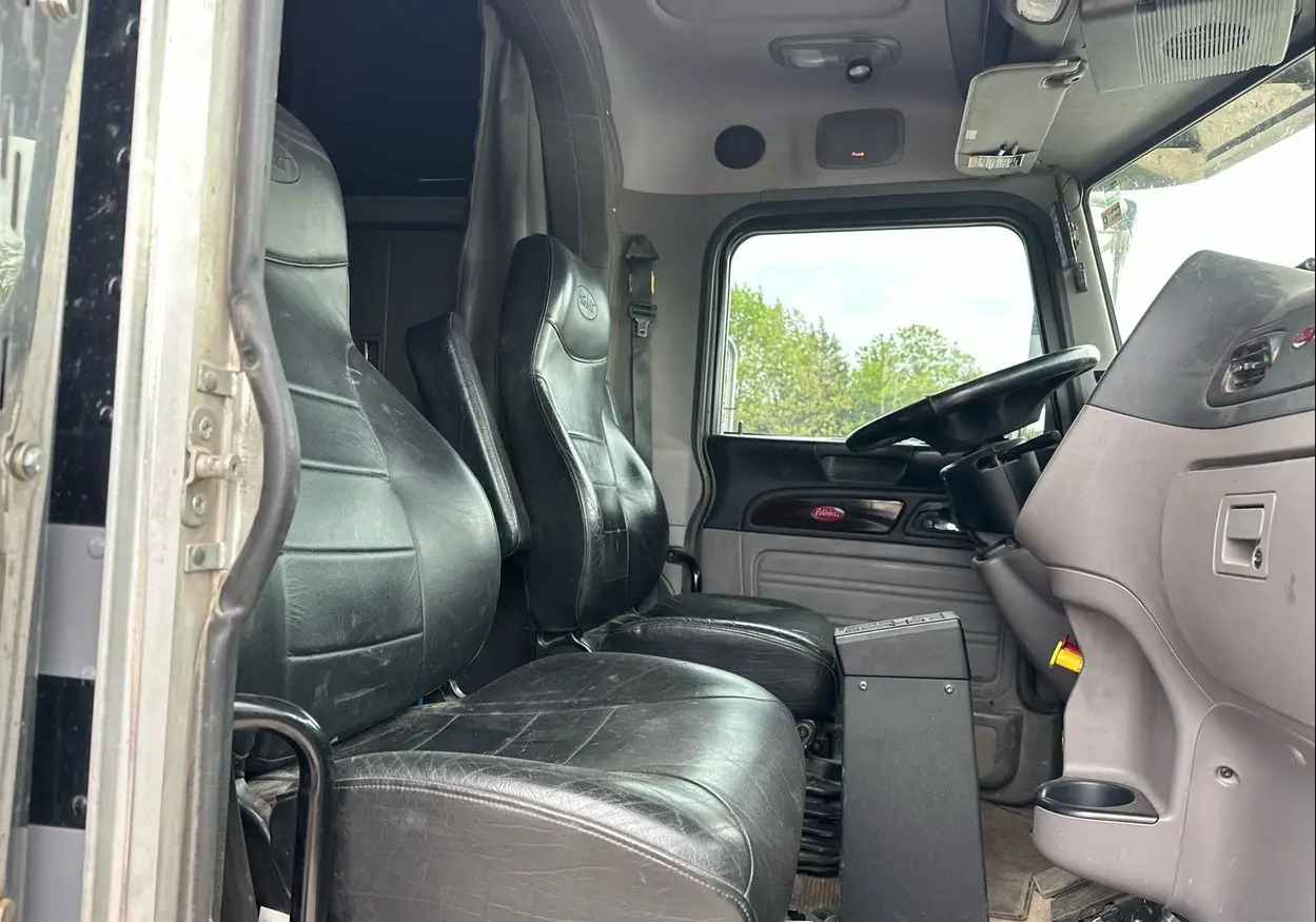 2022 Peterbilt 389 semi Truck For Sale | Low Miles | Live Auction