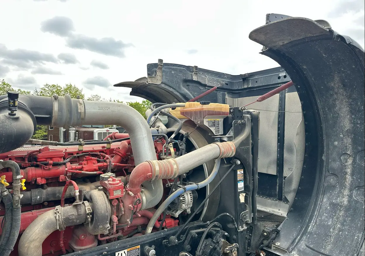 2022 Peterbilt 389 semi Truck For Sale | Low Miles | Live Auction